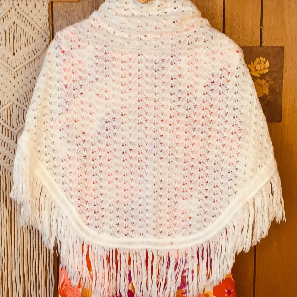 70s Knit Shawl
